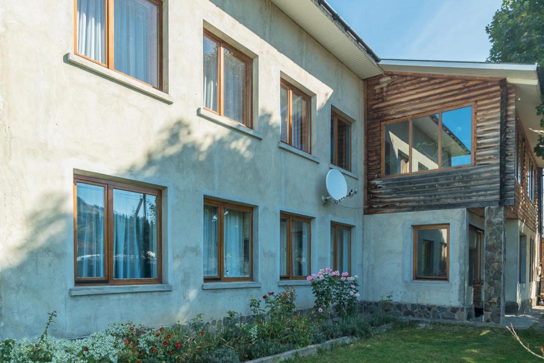 Старе Подвір'Я Verchovyna Exteriör bild